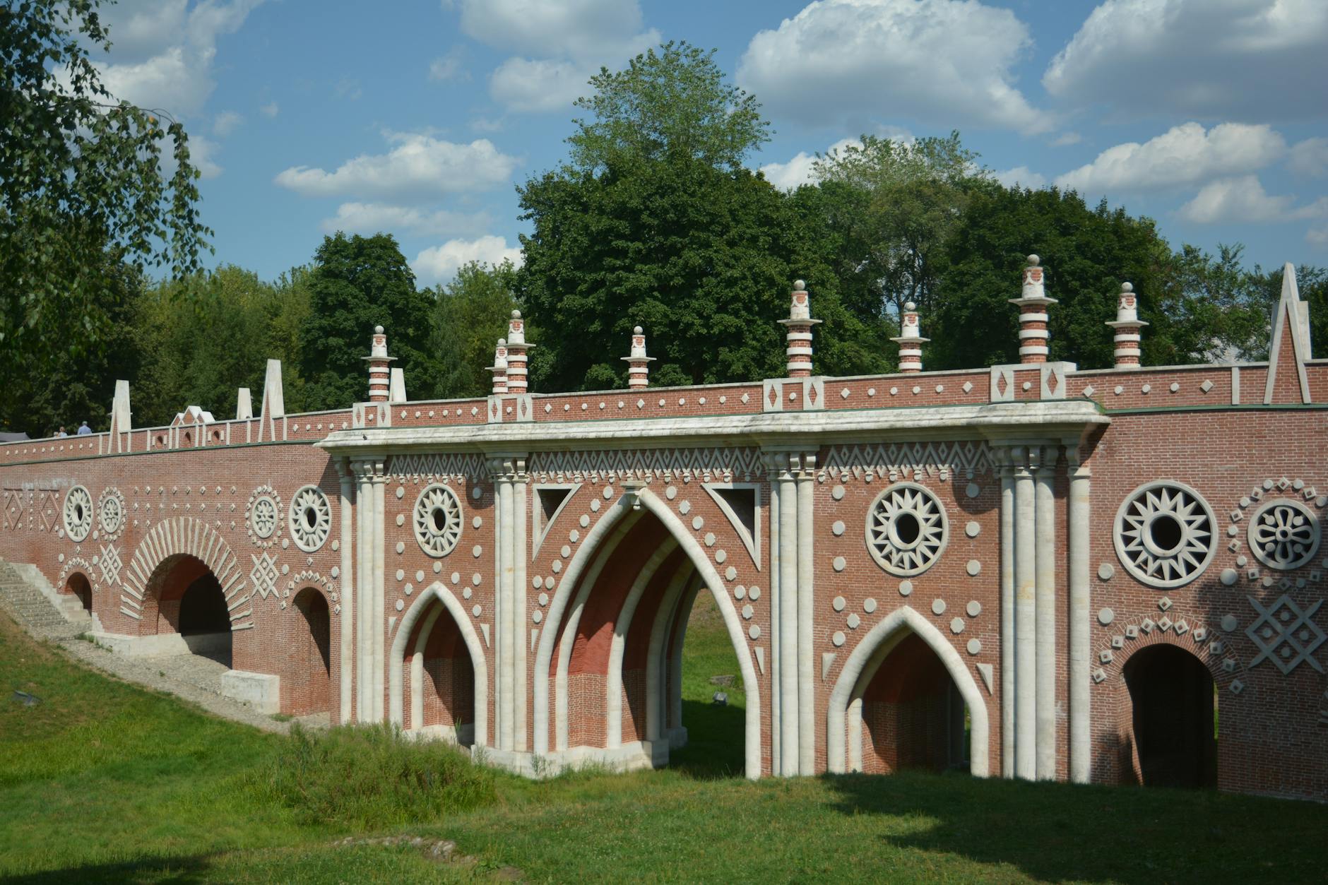 WHY TSARITSYNO IS AN EXCEPTIONAL PLACE TO VISIT IN MOSCOW
