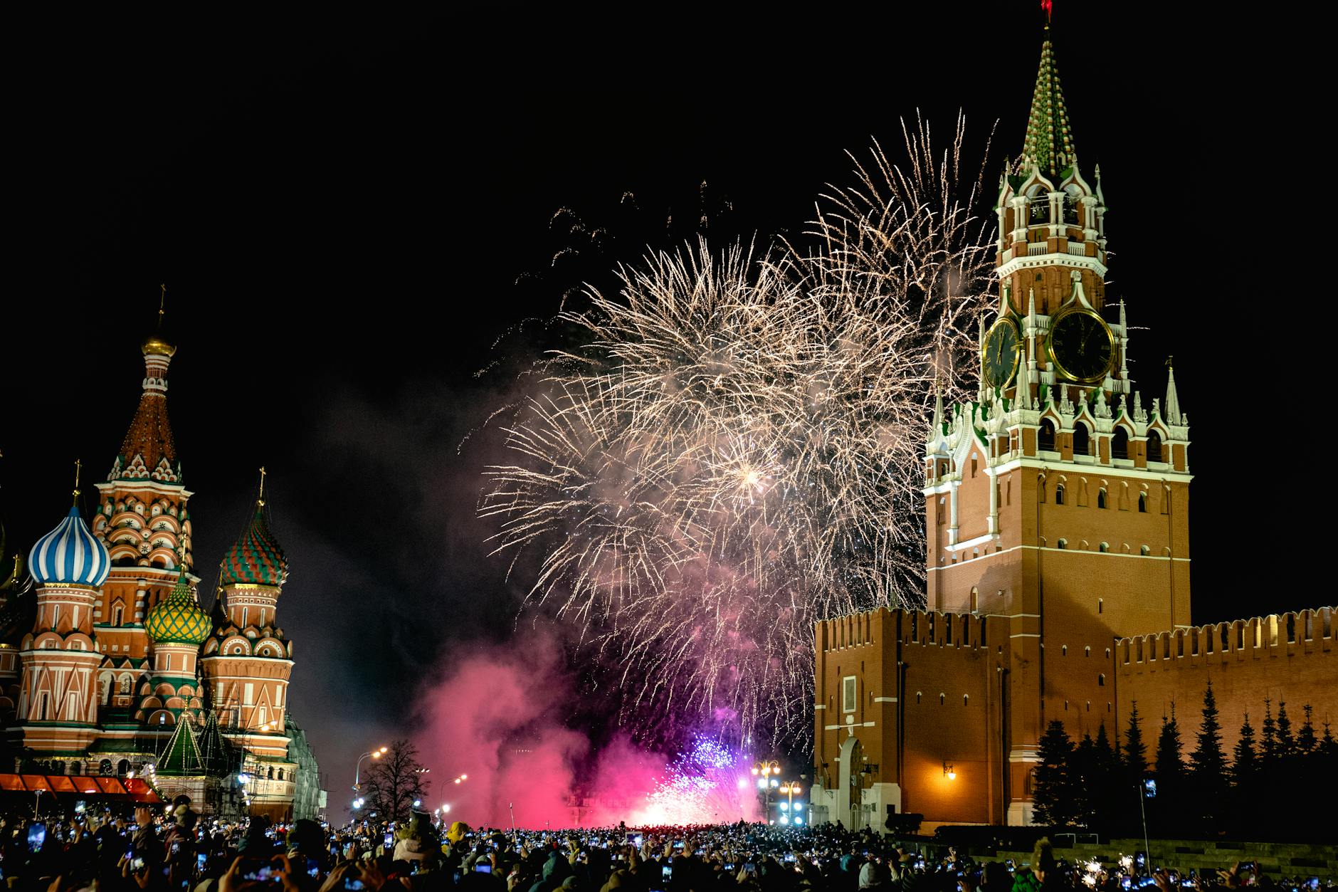 What Is Lenin's Mausoleum in Moscow?
