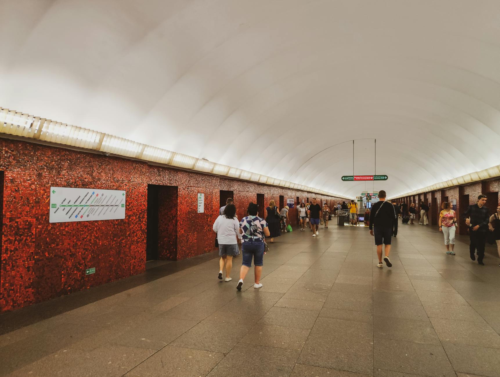 What Are the Opening Hours for Lenin's Mausoleum in 2026?