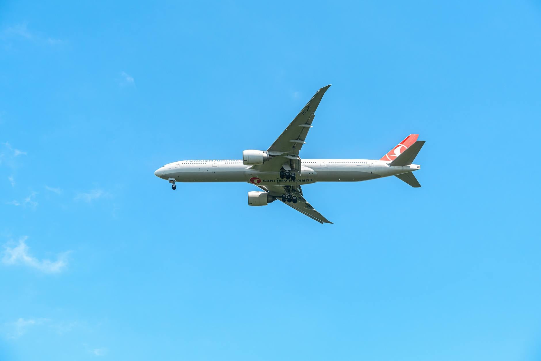 Flight Stopover in Moscow: Practical Itinerary and Transit Visa Steps