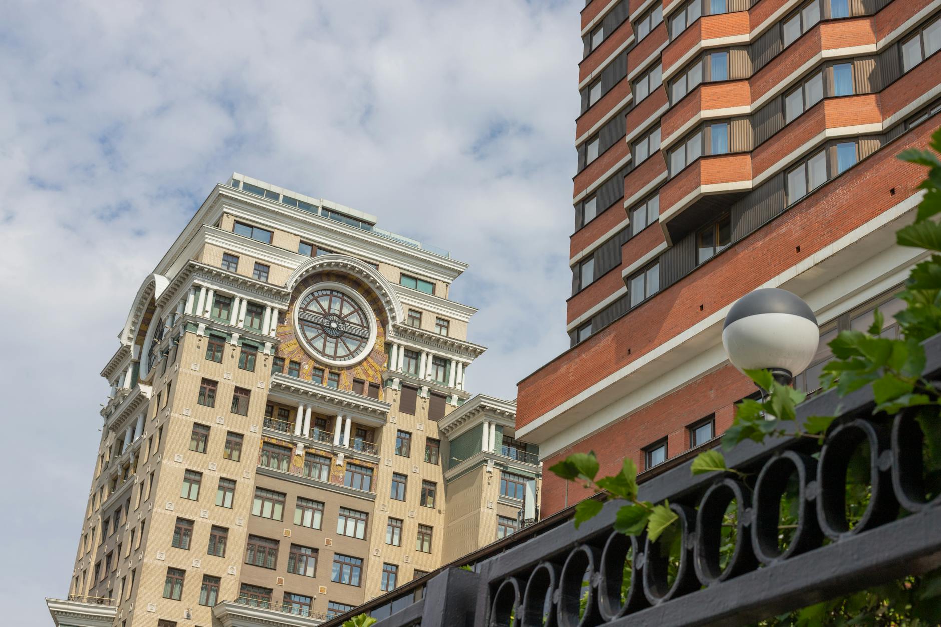 Real Estate Agency in Russiable Community: Local Experts & Real Estate Prices in Moscow