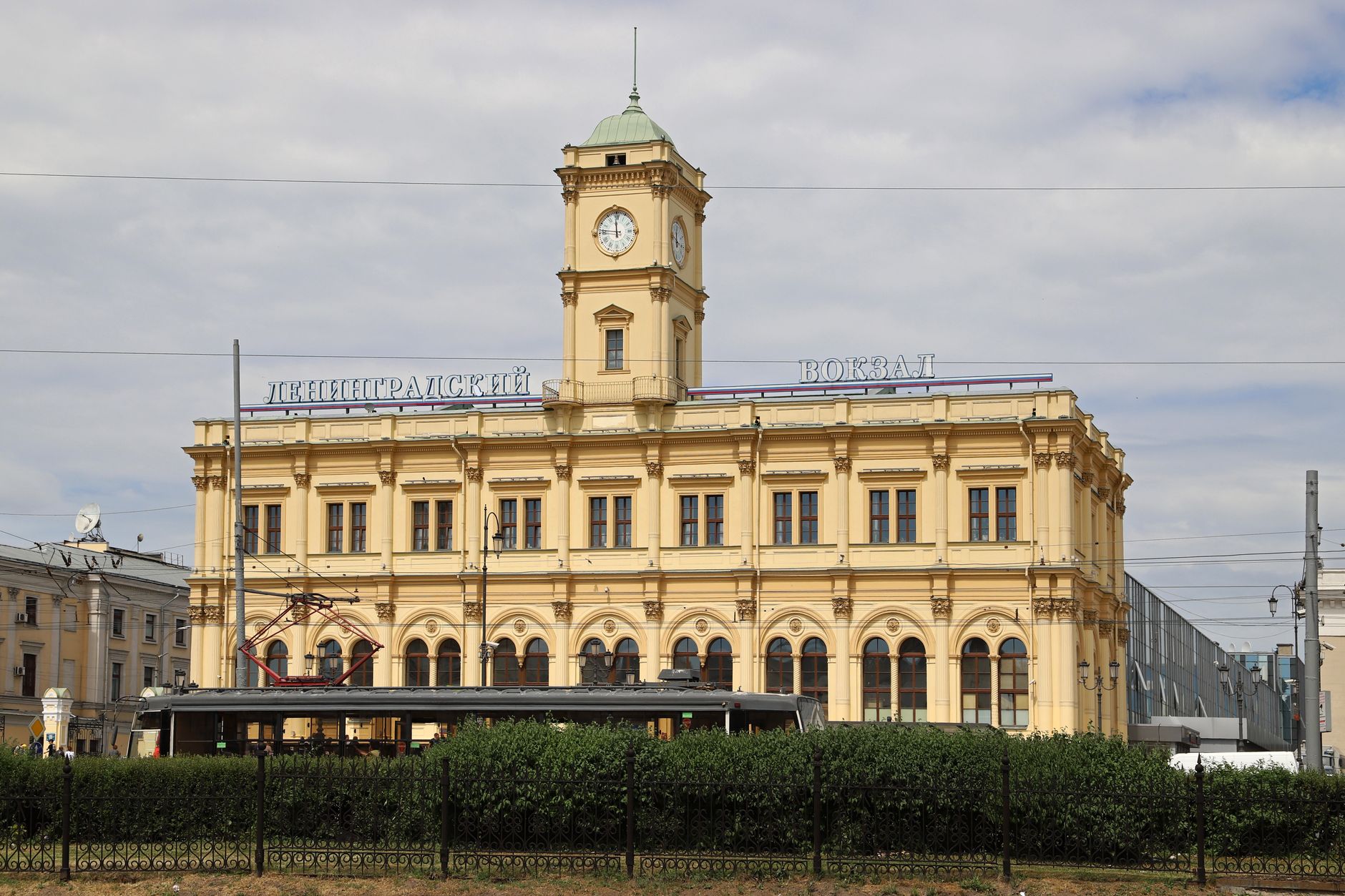 Where to Drink Rus Birası in Moscow: Top Breweries and Bars