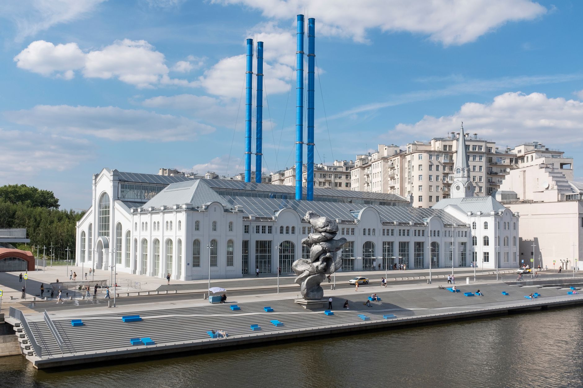 Practical overview of the MFA's functions, visa procedures, and consular access