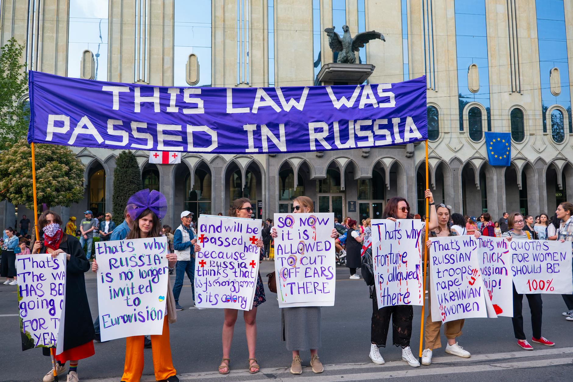 Russia's anti-woke visa woo: implications for expats and how expat videos fit state messaging
