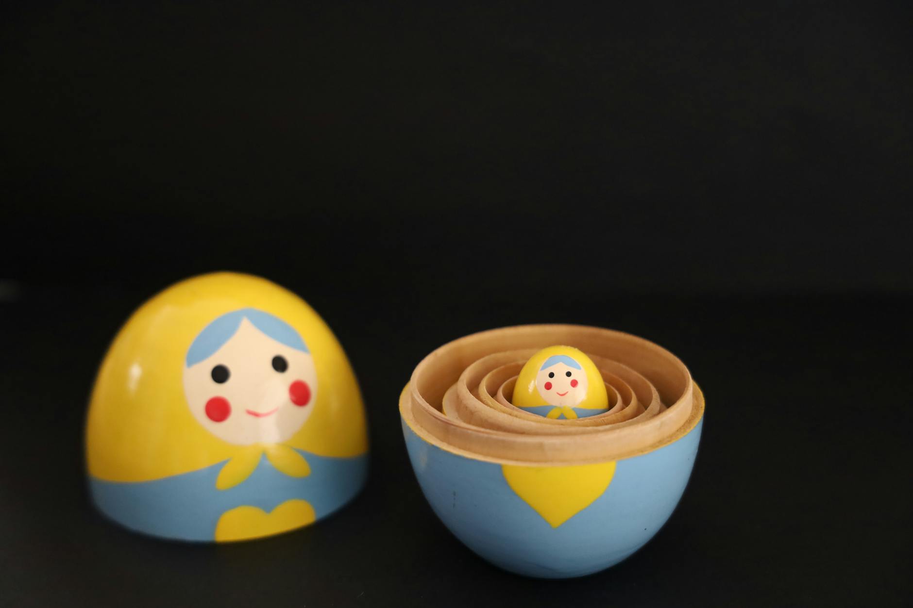 Matryoshka Dolls: How to Choose Authentic Sets