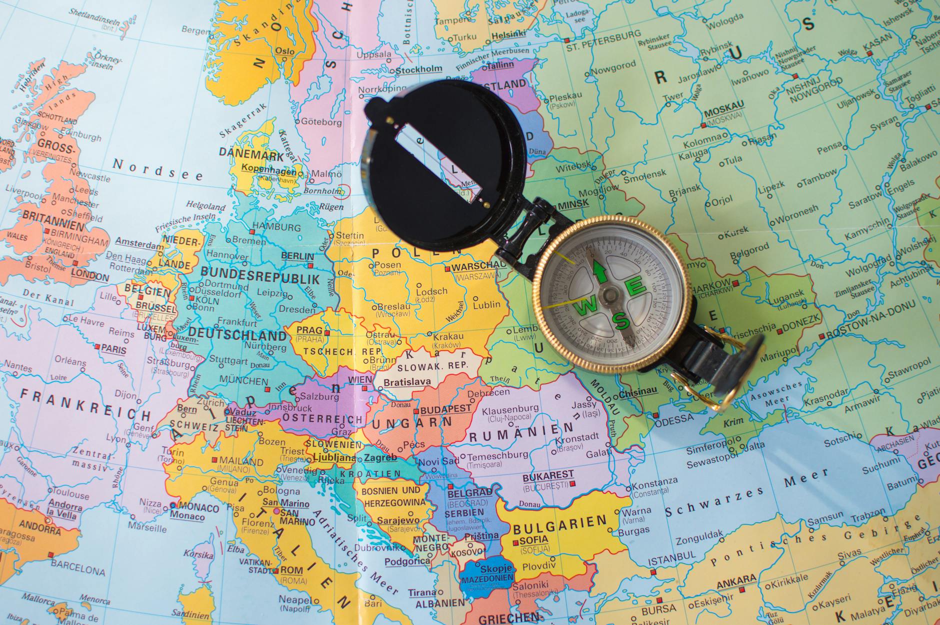 Route planning and time management across Russia