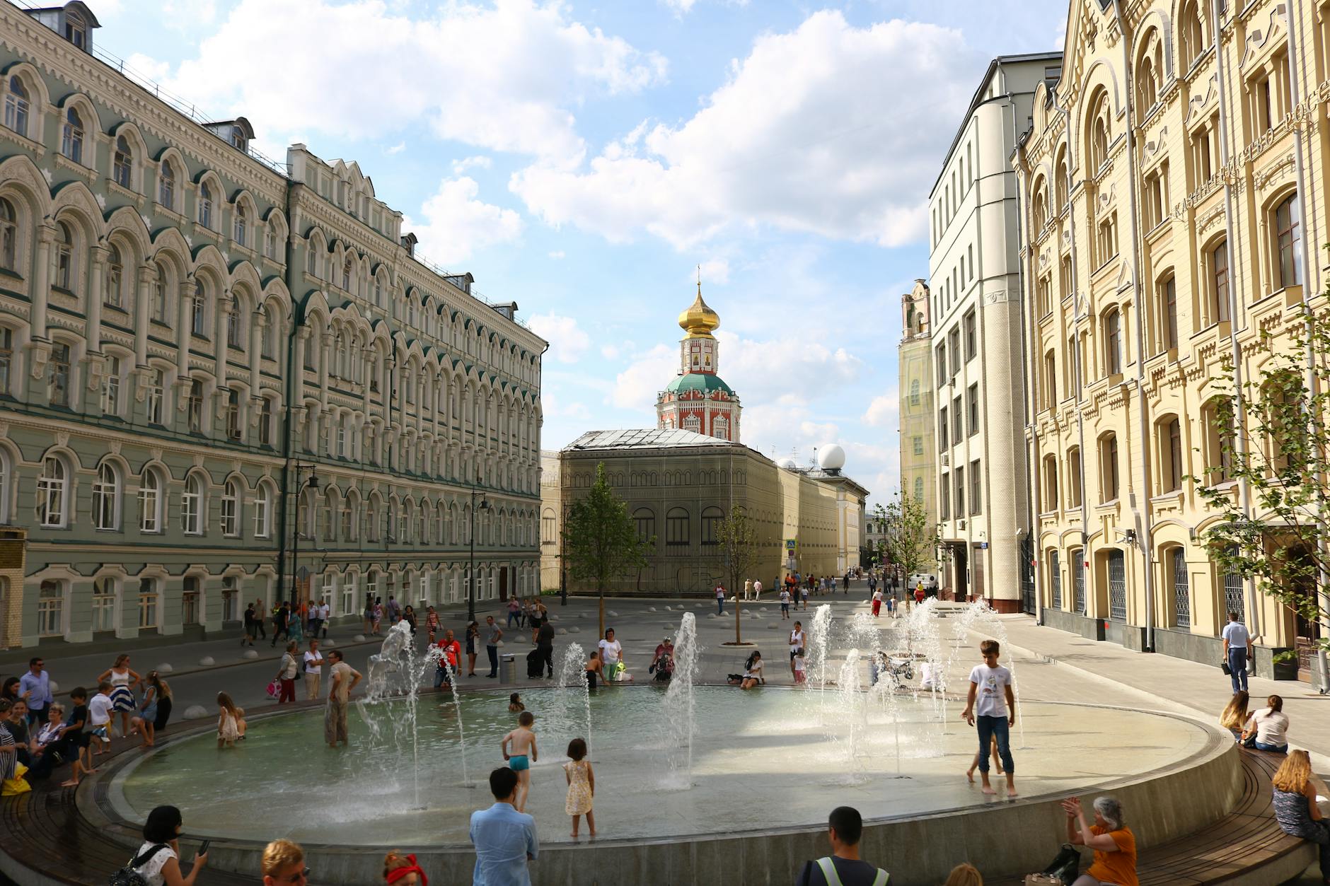 Day 2 (Moscow): Arbat Street, GUM, and a Compact Metro Plan